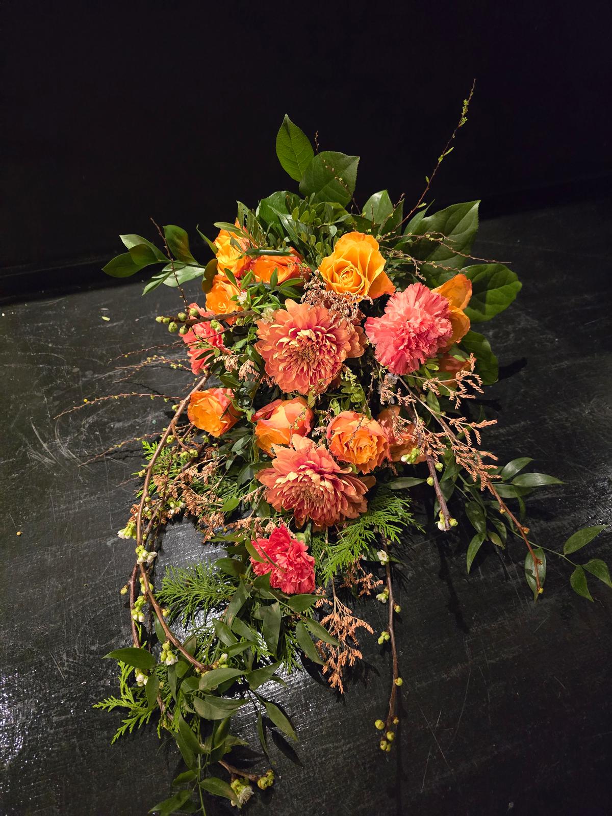 Begravningsdekoration 3 bunden av Wrights Flora