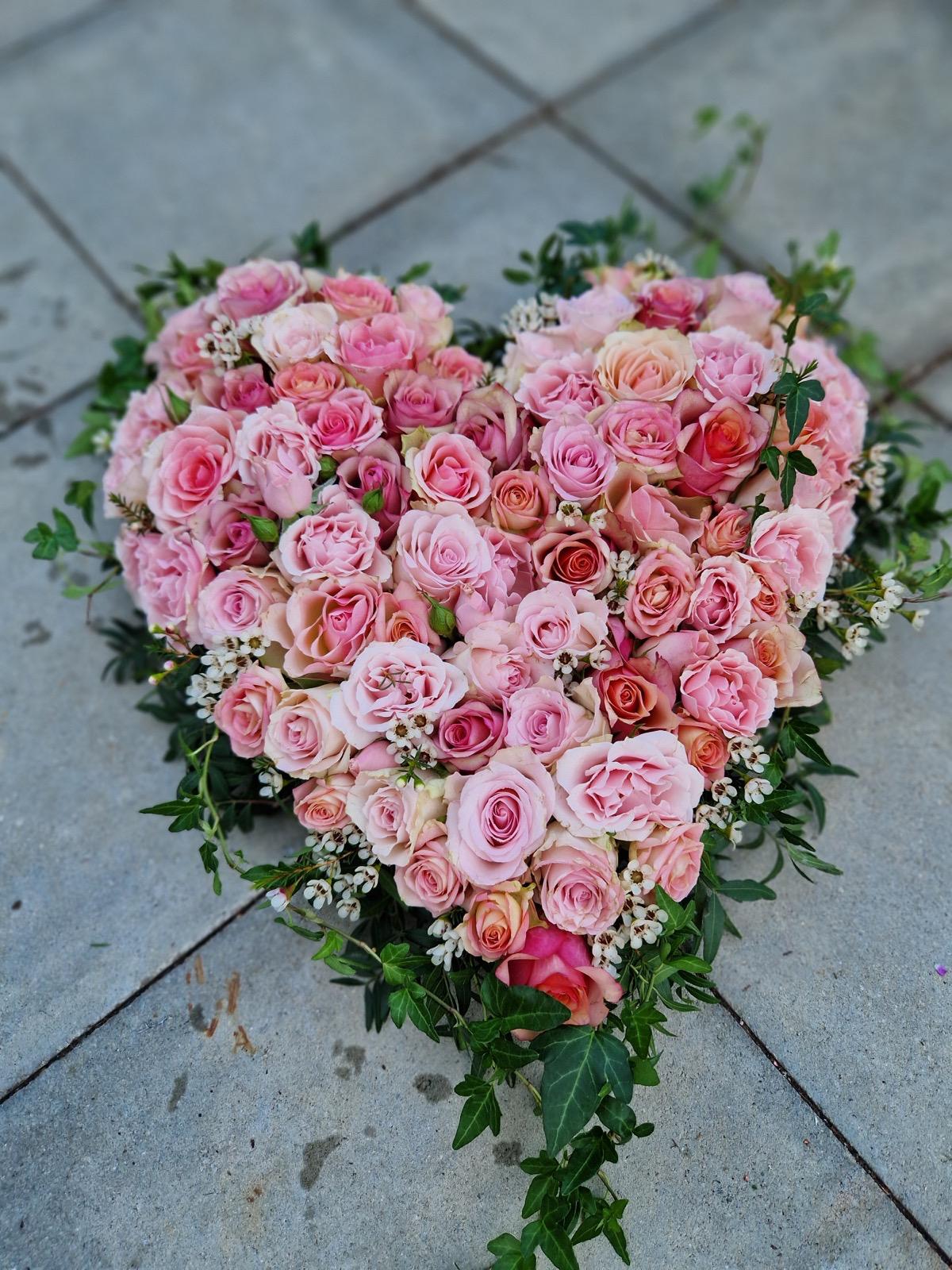 Krans eller blomsterhjärta 4 bunden av Wrights Flora