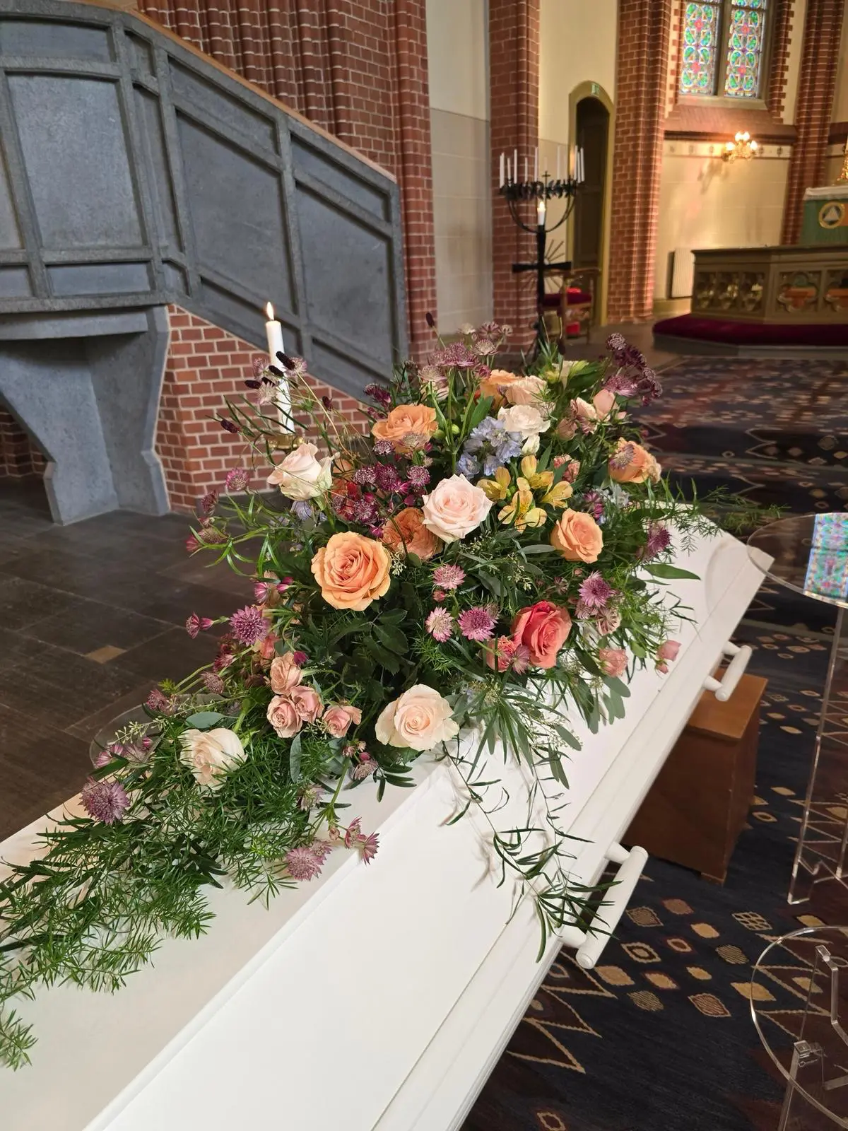 Kistdekoration 4 bunden av Wrights Flora